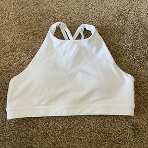Bell & Belle High Neck Sports Bra Size Medium